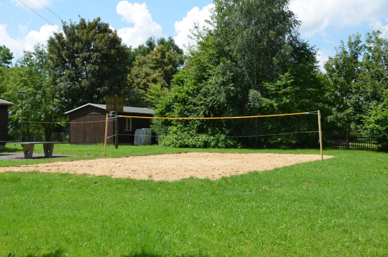 Teichcamp Hostel Grosshartmannsdorf Exterior foto