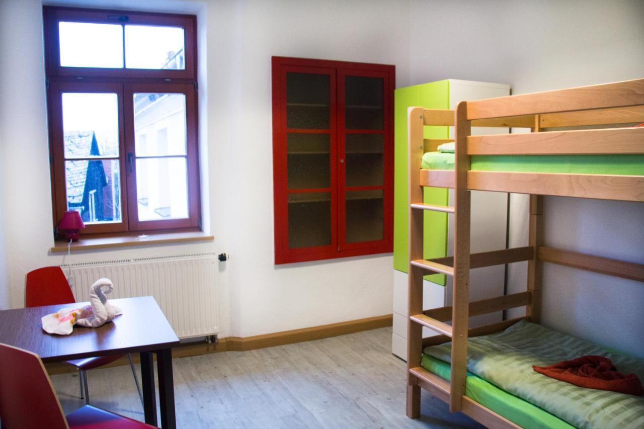 Teichcamp Hostel Grosshartmannsdorf Exterior foto